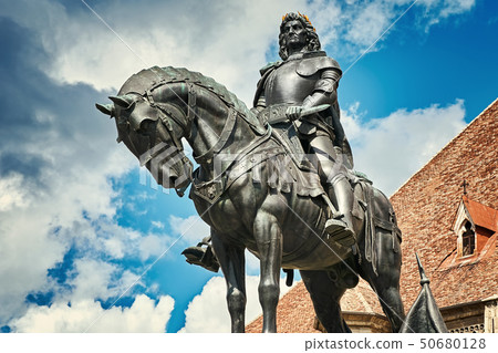 King Matthias Corvin Statue King Matthias Corvin Statue 50680128