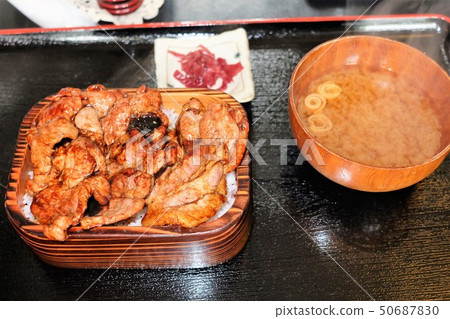 豬肉丼 豬肉丼 50687830