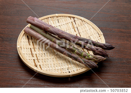Purple asparagus 50703852