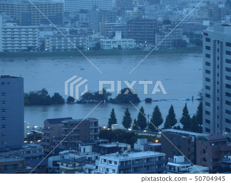 Tama River after heavy rain / Tama river after heavy rain 50704945