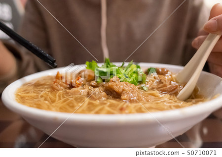 thin noodles with pork intestine thin noodles with pork intestine 50710071