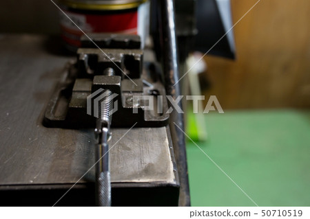 Small vice Small vice 50710519