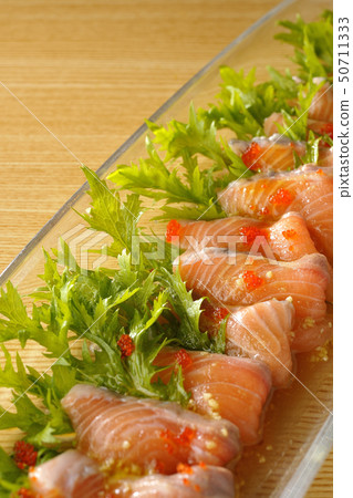 三文魚生牛肉片 三文魚生牛肉片 50711333