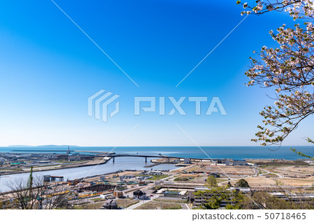 Clear Pacific Ocean and the Ohashi Bridge 50718465