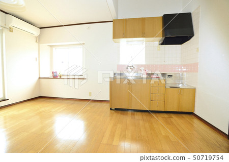 Living Living 50719754