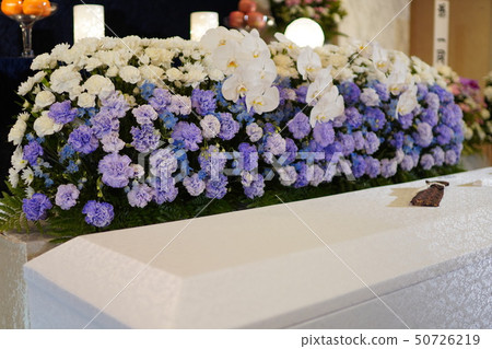 Flower altar 50726219