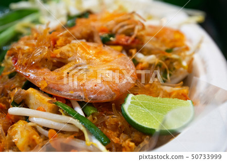 Thai fried noodles with shrimp , Pad Thai of Thai fried noodles with shrimp , Pad Thai of 50733999