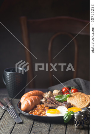 Full English breakfast 50735258