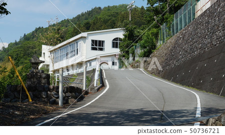 Hillside to school 50736721