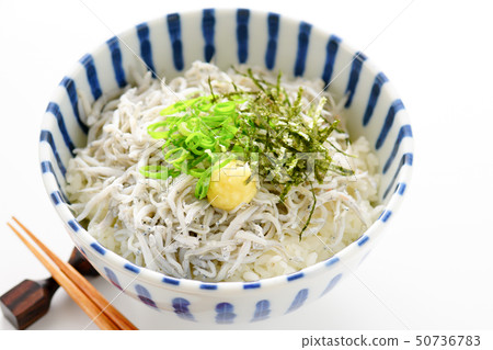 Pot-fried shiitake on rice 50736783