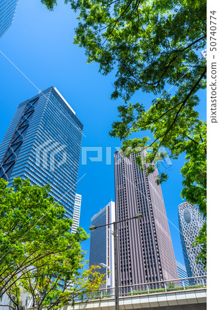 《東京》東京商務區，初夏在西新宿 50740774