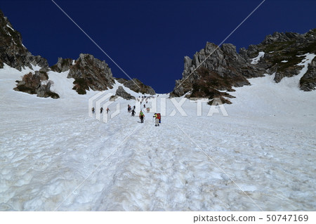 Senjojiki curl of Kiso Komagatake in the snowfall season Senjojiki curl of Kiso Komagatake in the snowfall season 50747169