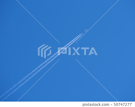 飛機雲 飛機雲 50747277