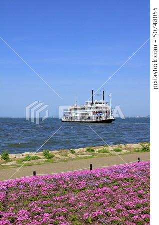 Lake Biwa sightseeing paddle boat 2016 (Otsu lake shore Nagisa park) Lake Biwa sightseeing paddle boat 2016 (Otsu lake shore Nagisa park) 50748055