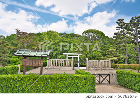 [The Anti-Shrine Emperor's Mausoleum] 50762679