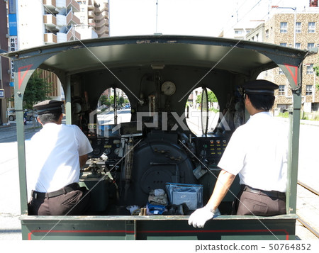 從Bocchan火車的旅客列車看到的駕駛員座位 50764852