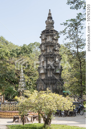 CAMBODIA SIEM REAP WAT DAMNAK 50765203