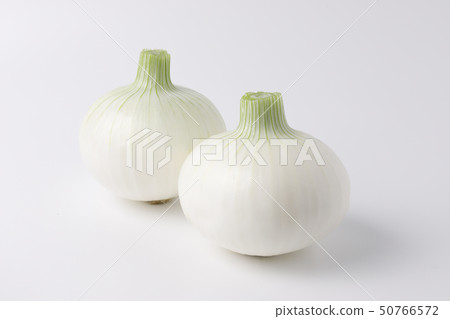 White onions 50766572