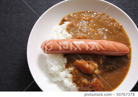 香腸咖哩(法蘭克福香腸牛肉咖哩飯) 香腸咖哩(法蘭克福香腸牛肉咖哩飯) 50767378