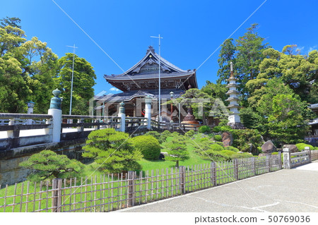 [Aichi] Toyokawa Inari Honden under sunny weather 50769036