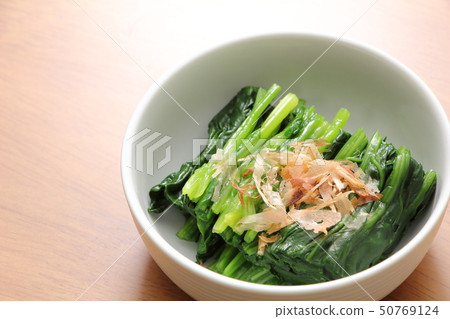 Spinach spinach (bonito shavings topping). 50769124