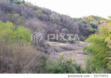 Deep oxygen in the mountains (tomb) 50774455