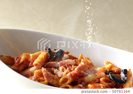 Penne Arabica ~ sprinkle cheese ~ (steaming) 50781164