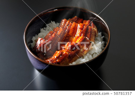 Una eel (steaming) Una eel (steaming) 50781357