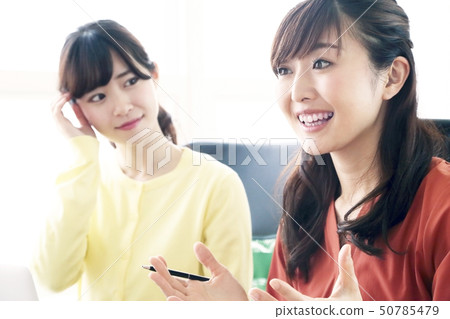 婦女參加會議 婦女參加會議 50785479