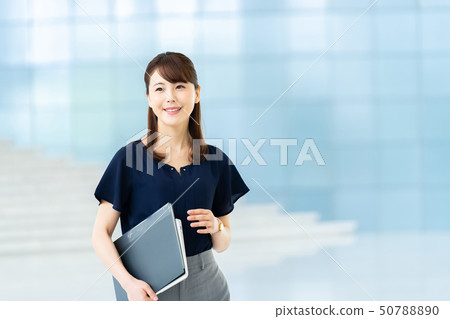 女性員工女商人企業圖像婦女工作計算機 女性員工女商人企業圖像婦女工作計算機 50788890