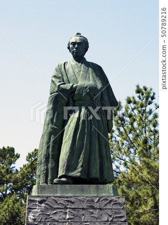 龍馬坂本青銅雕像 50789216