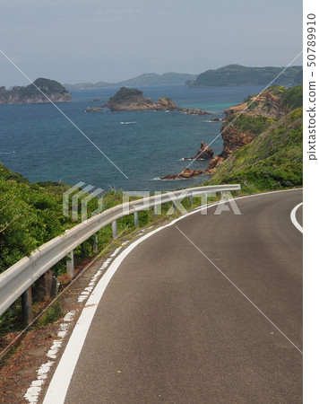 Monkey rock (near monkey rock) 50789910