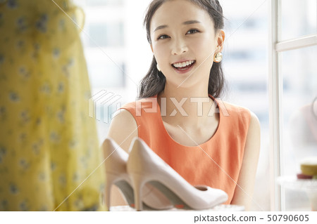 Women Shopping Women Shopping 50790605