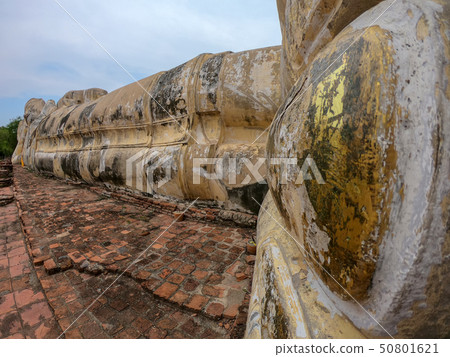 Sleeping buddha, Phra Nakhon Si Ayutthaya, Thai 50801621