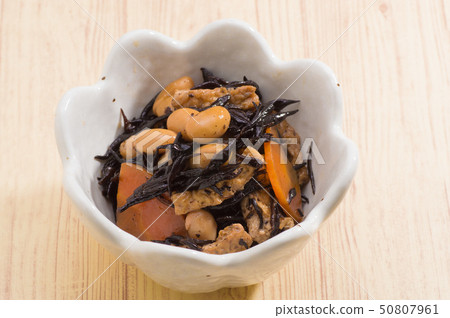 Simmered fish with soybean Simmered fish with soybean 50807961