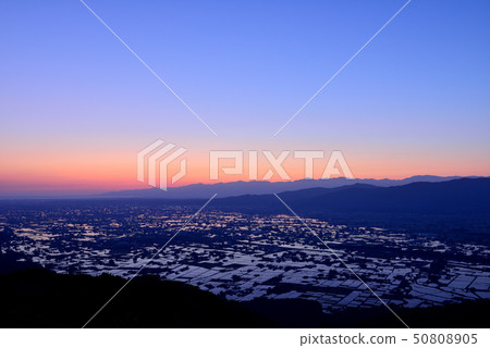 Scattered village in the morning 50808905