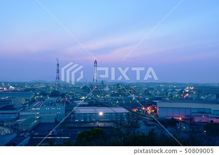 北九州市工業區工廠夜景[福岡縣] 50809005