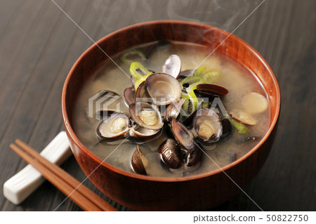 Shijimino miso soup 50822750