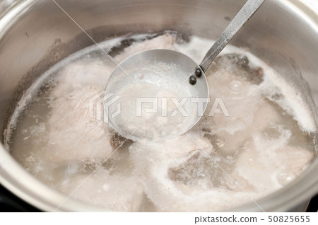 豬肉浸泡在下鍋（豬排骨下鍋） 50825655