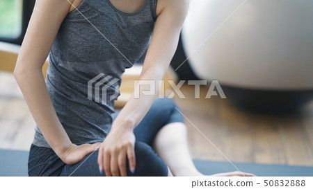 Stretch 50832888
