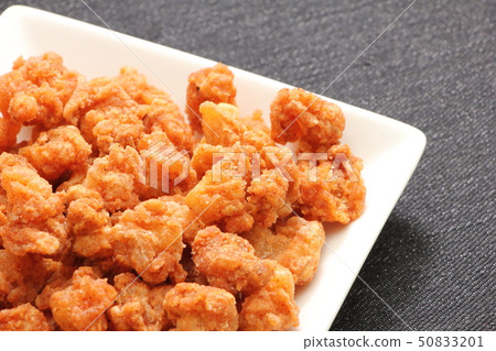 Fried cartilage (chicken knee cartilage). 50833201