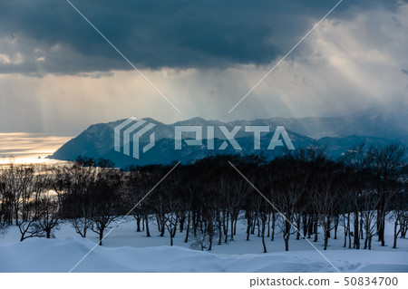 Japan / Hokkaido Toyako, winter scenery Japan / Hokkaido Toyako, winter scenery 50834700