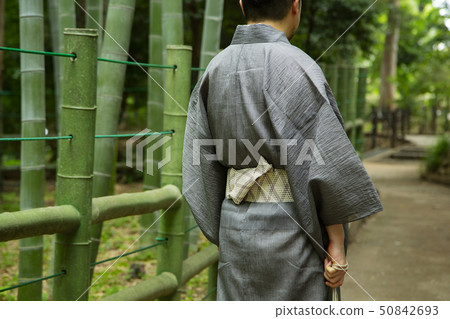 和服的男人 和服的男人 50842693