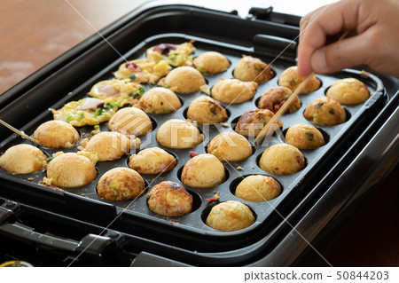 章魚燒在我的熱板上製作 50844203