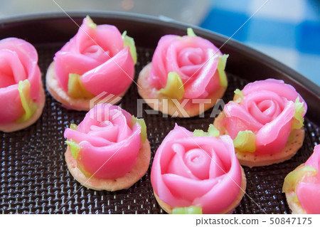 Traditional Thai dessert in rose shape 50847175