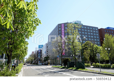 札幌站廣場街景（大通公園附近的國道36號） 50850412