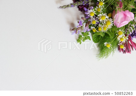 A fragrant bouquet 50852263