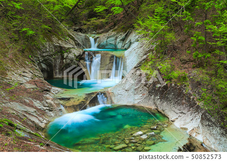 Nishizawa valley seven pots and five dannotaki 50852573