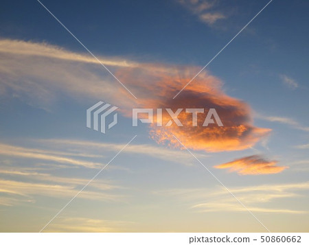 橙色的雲 橙色的雲 50860662