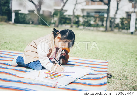 Park drawing girl Park drawing girl 50863447